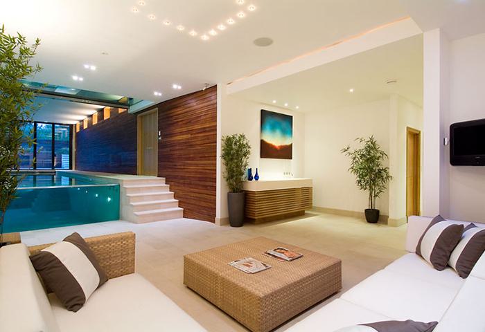 Castlenau NA Slider Detail2 700x480