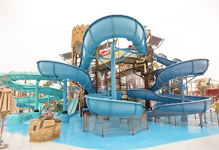 Yaswaterworld Aquaplayrainfortressabudhabi Sliderdetail 700X480