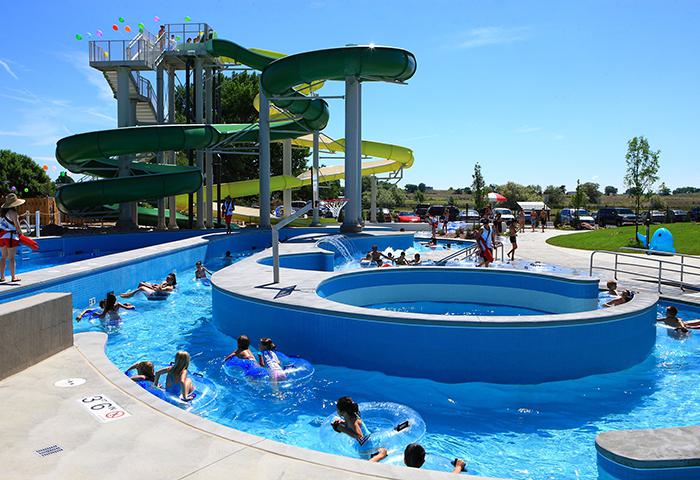 Brightonfamilyaquatic Sliderdetail3 700X480