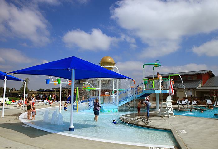 Brightonfamilyaquatic Sliderdetail4 700X480