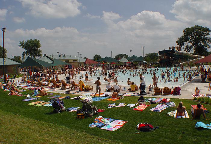 Communitypoolgoodmanpark Sliderdetail7 700X480