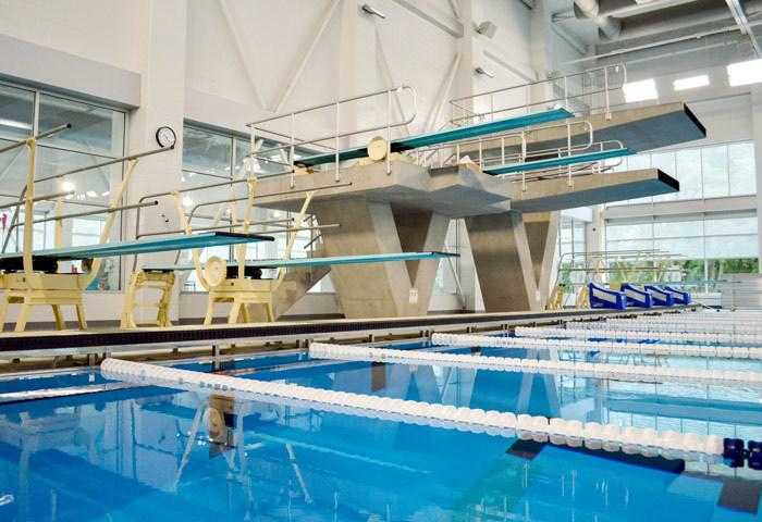 Elkhart 3700g