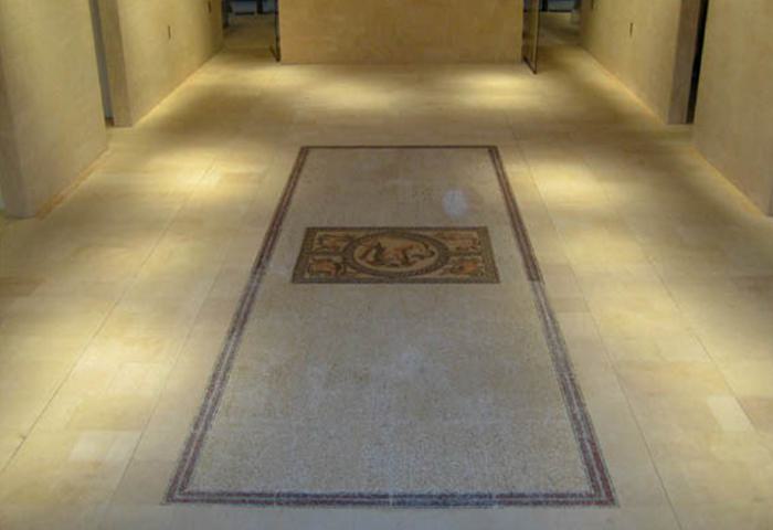 Holmewood House NA Slider Detail2 700x480