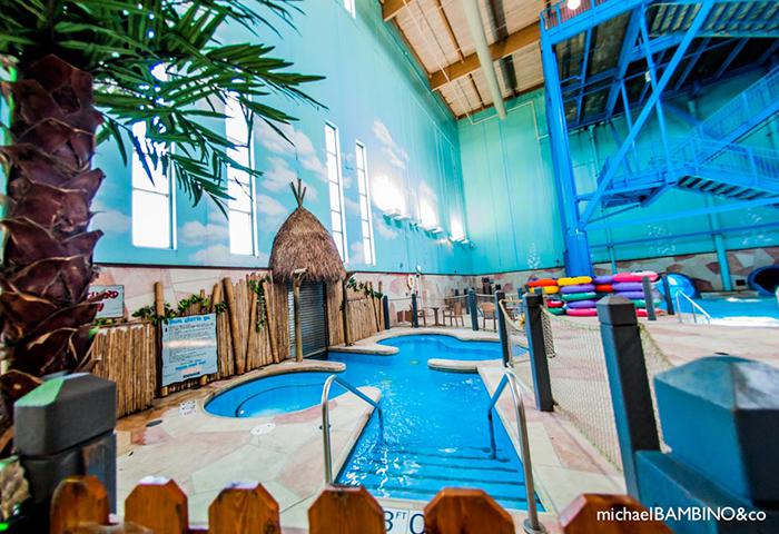 Co Co Key Water Resort Sharonville NG Slider Detail4 700x480