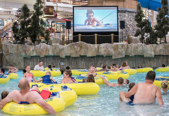 Great Wolf Lodge Resorts Bloomington NG Slider Detail5 700x480