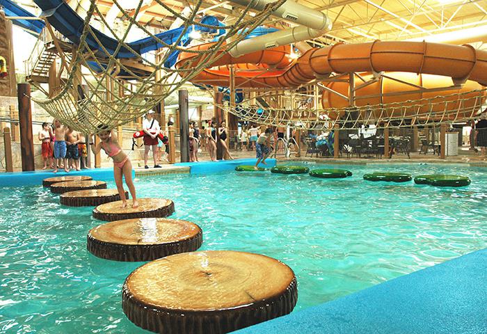 Greatwolflodgeresortsmason Waterwalk Sliderdetail2 700X480