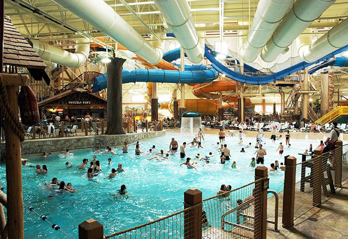 Greatwolflodgeresortsmason Wavepool Sliderdetail4 700X480